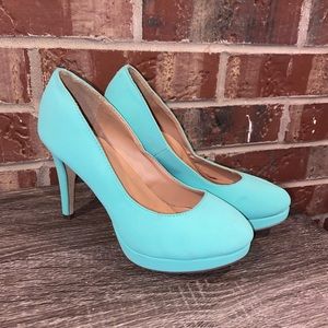 Teal pumps